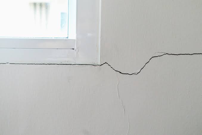 Các nguyên nhân tường nhà bị nứt sau xây dựng
